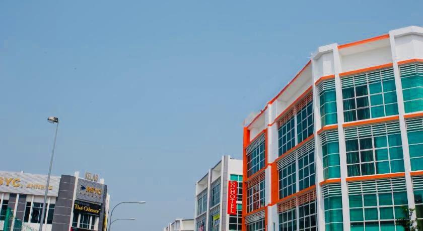 1orange Sri Petaling 2*